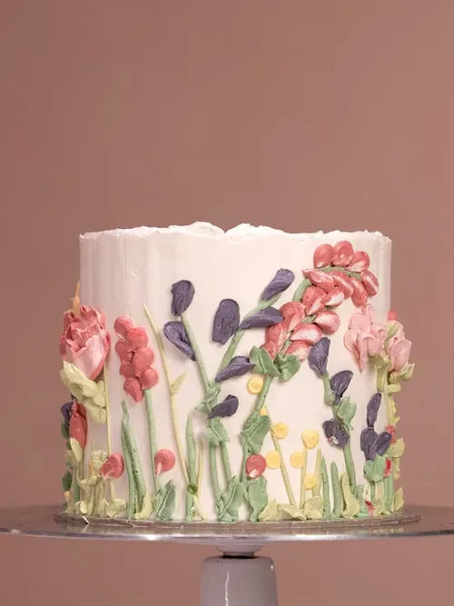 The Elegant Wildflower Cake